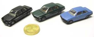 3 Herpa – 2 pieces BMW 323 i, 1 piece BMW 528 i