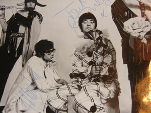 MANFRED MANN - Signed autographed 1960´s LARGE PHOTO Klaus Vormann