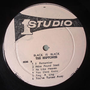 HEPTONES - Black is black LP Jamaica 1970´s original!