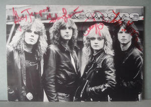 EUROPE Real autographs by ALL 4 on idol picture !